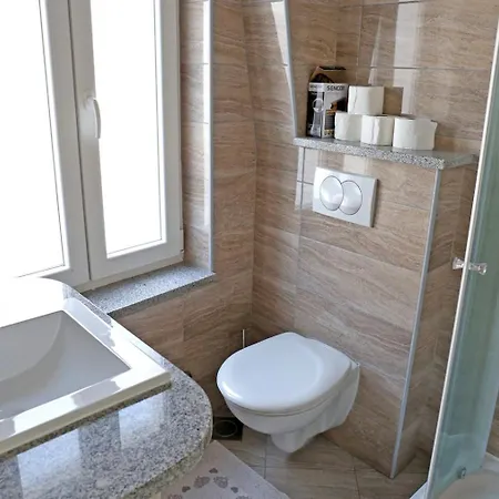 Nikolla 6 Apartamento