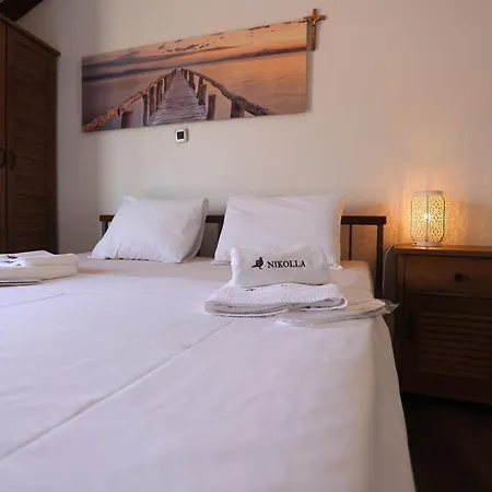 Nikolla 6 Apartman *